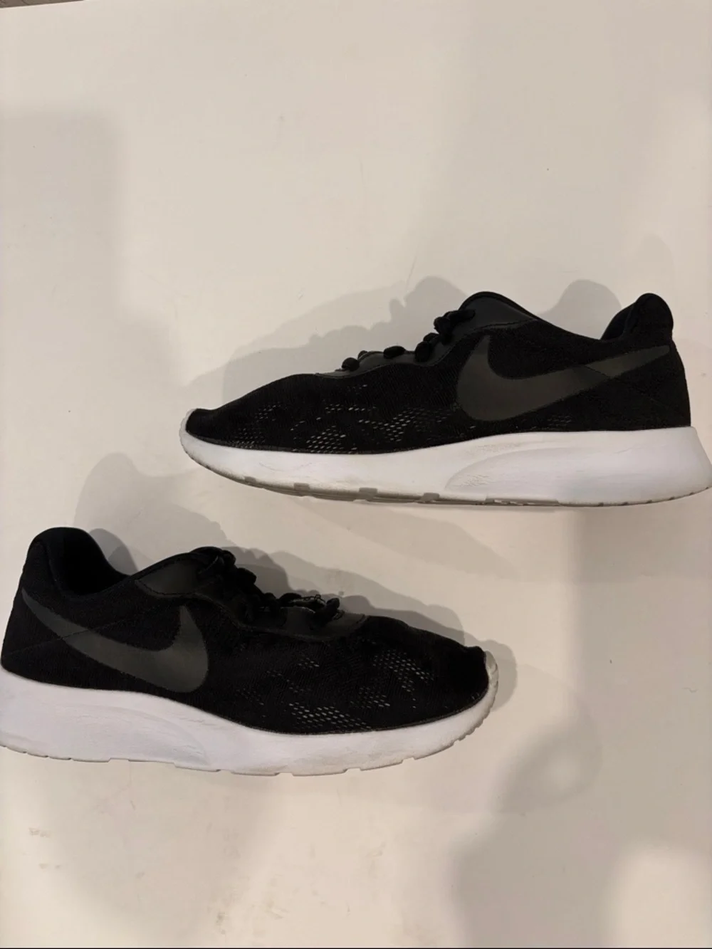 Nike Black Lace Sneakers with Pink Insoles - Picture 6 of 14